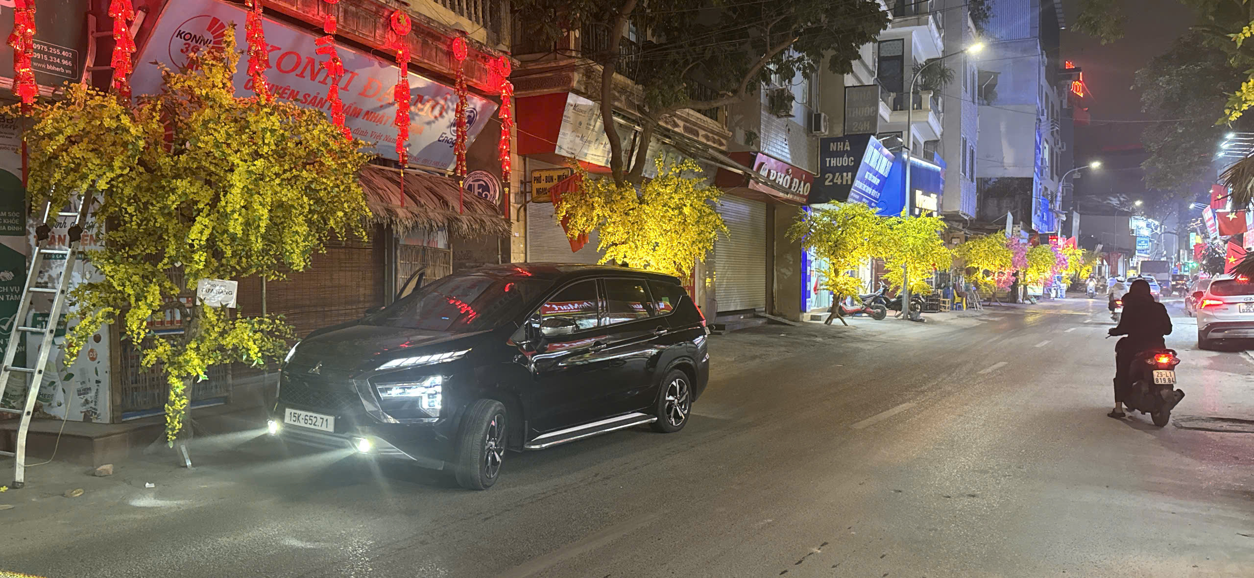 Mẹo Gửi Hải Sản Tươi Sống Hạ Long Về Hải Phòng Sau 1 Giờ: Tươi Ngon Như Vừa Đánh Bắt